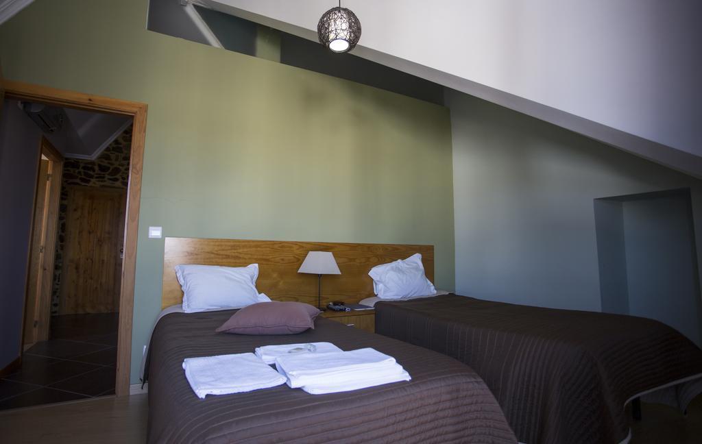 Casas Do Terreiro Pension Seia Kamer foto